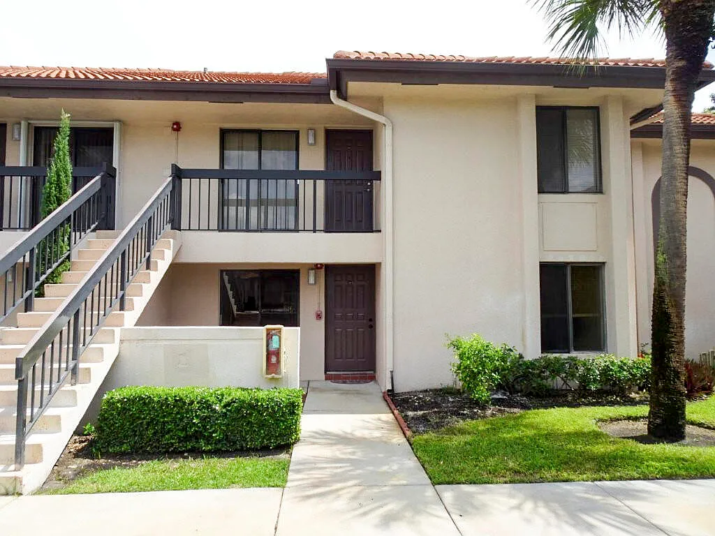 2 bed, 2.0 bath, 1200 sqft, $2,600 — Photo 1