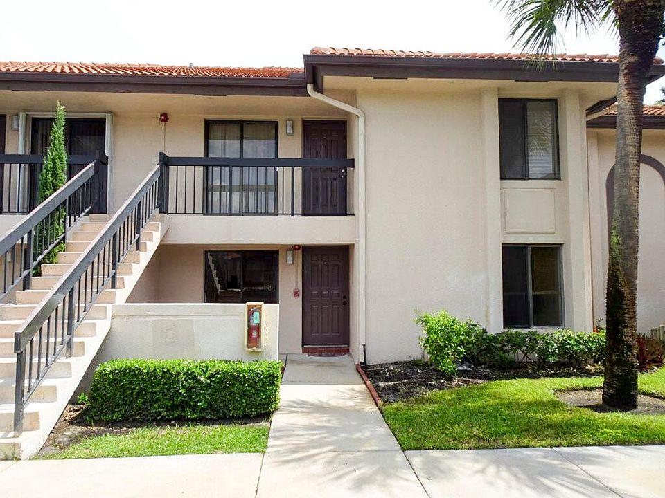 1st image of 350 Club Cir APT 105
