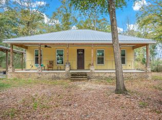 276 Squirrel Rd, Defuniak Springs, FL 32433