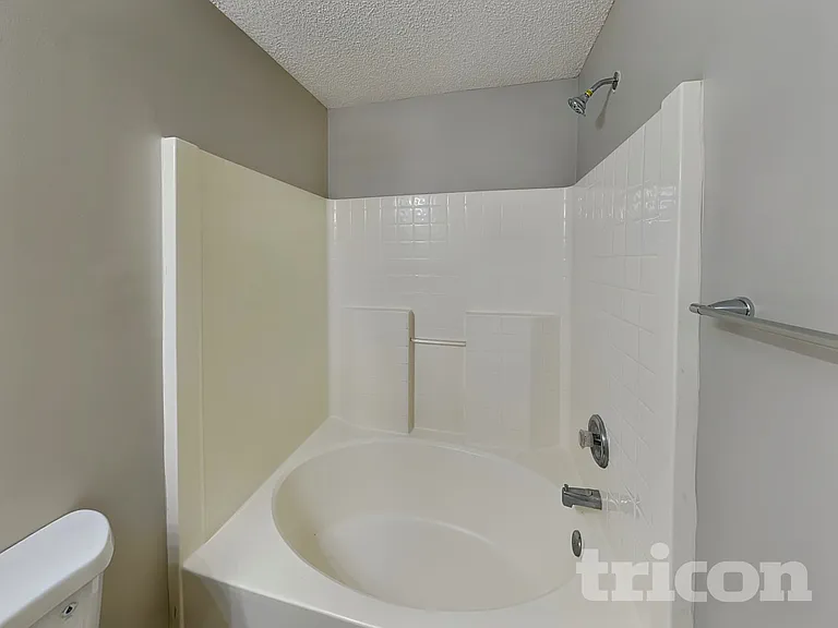 11507 Stewarts Crossing Dr — Photo 9