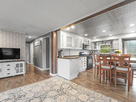 5th image of 4535 Norton Rd