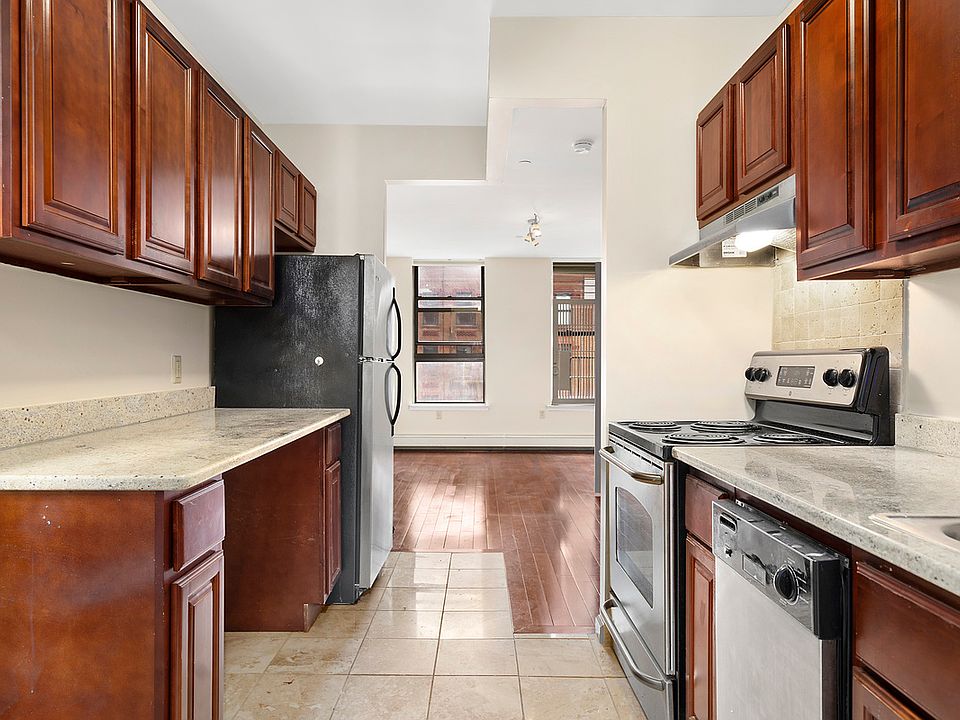 2nd image of 2119 Frederick Douglass Blvd APT 1C