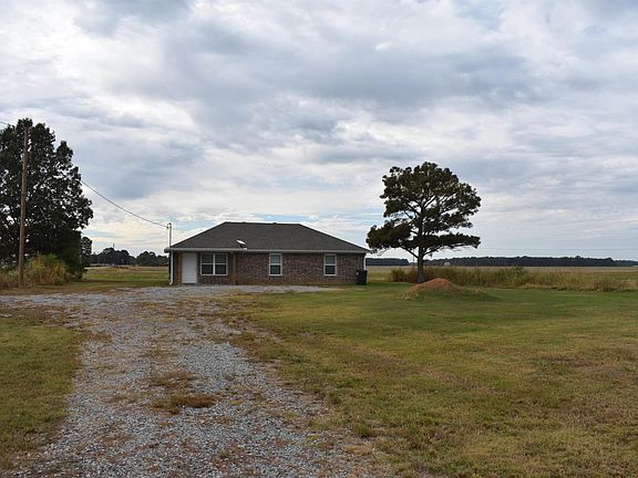 2nd image of 1146 Highway 385 S
