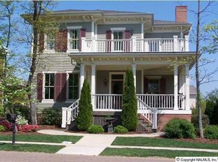 170 Ledge View Dr, Huntsville, AL 35802