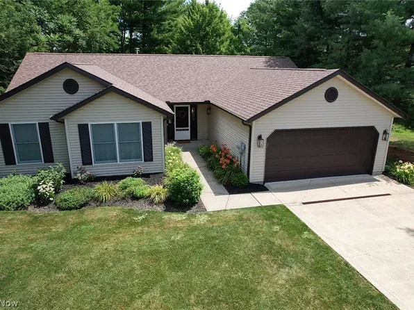 1091 Evening Star Dr, Rome, OH 44085