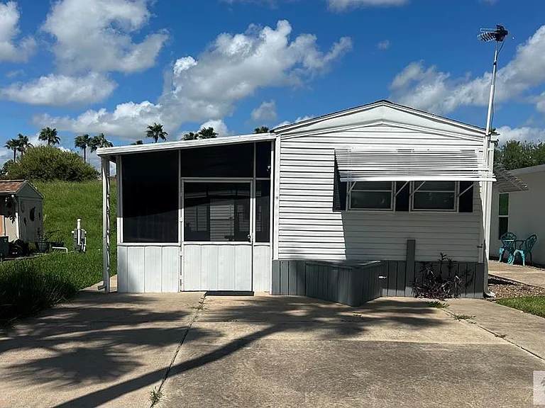 10 Colorado River Dr — Photo 15