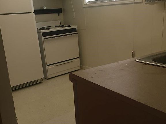 3rd image of 410 Enid St APT 6