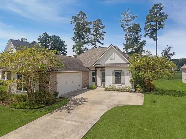 23339 Noble Oak Dr, Springfield, LA 70462