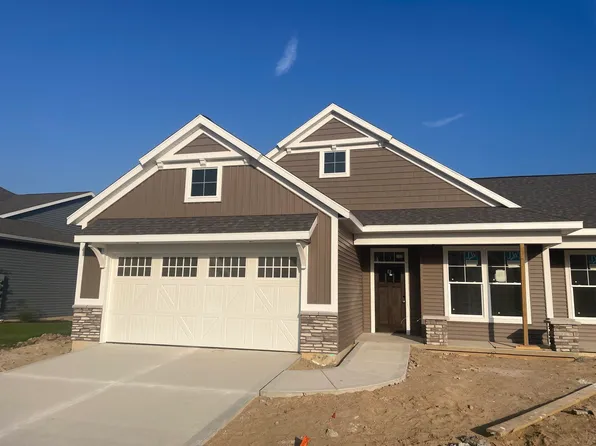 3756 Leenheer Dr #11, Grandville, MI 49418