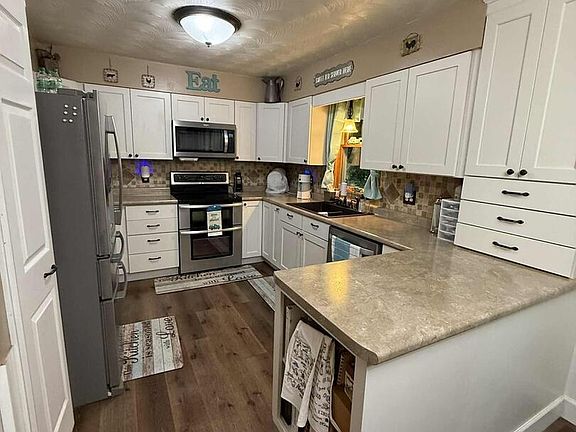 5th image of 501 N Cambridge Dr