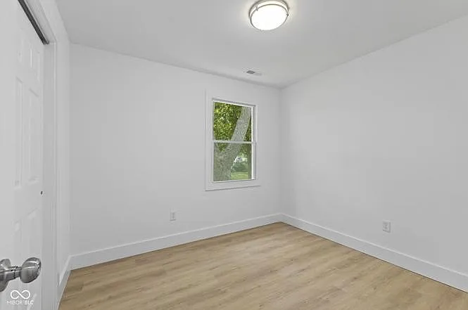 3038 Meredith Ave #2 — Photo 6