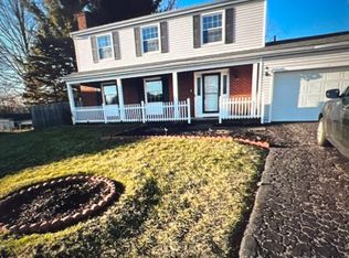 5225 Oakbriar Cir NE, Canton, OH