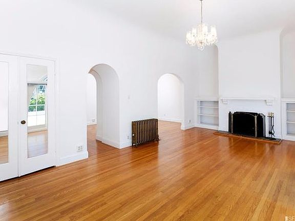 2nd image of 2256 Union St #2258