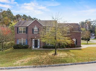 1530 Pebble Shore Ln, Knoxville, TN 37931