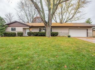 2122 Nayland Rd, Upper Arlington, OH 43220