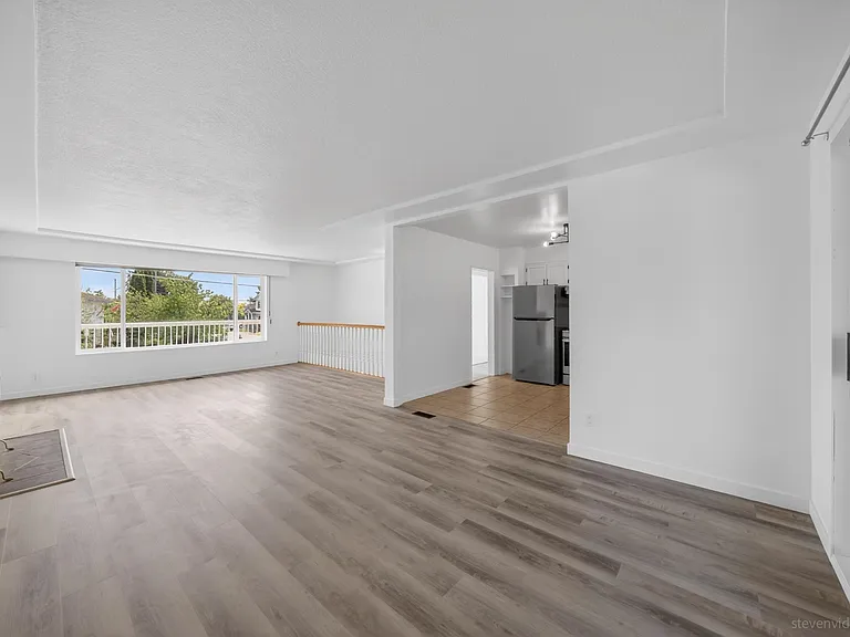 5031 44b Ave — Photo 6