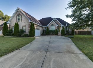 308 Springbrook Blvd, White House, TN 37188