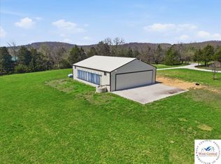 21756 Flippin Rd, Warsaw, MO 65355