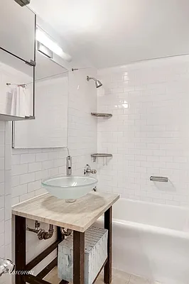 Rented by Corcoran | media 14