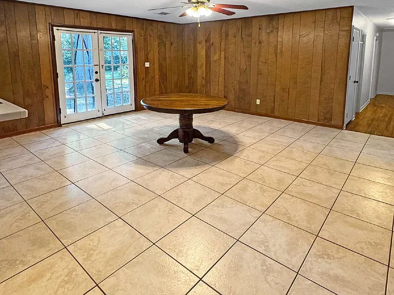 8053 Malibu Cir — Photo 4