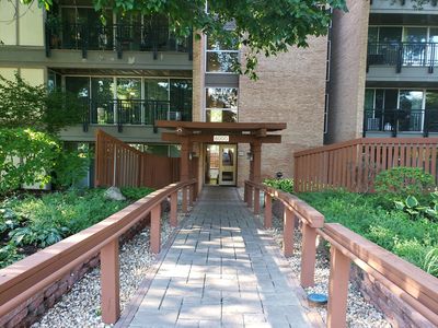 6000 Oakwood Dr APT 4L, Lisle, IL, 60532