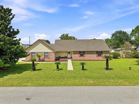 3rd image of 907 Pinellas Dr