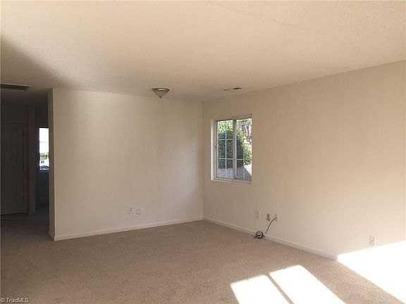 5th image of 908 Topsail Dr