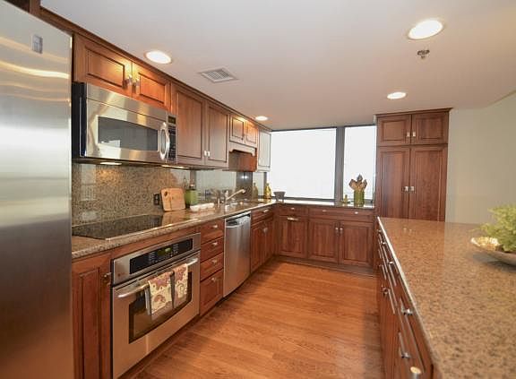 3rd image of 600 E Admiral 1408 Blvd #1408