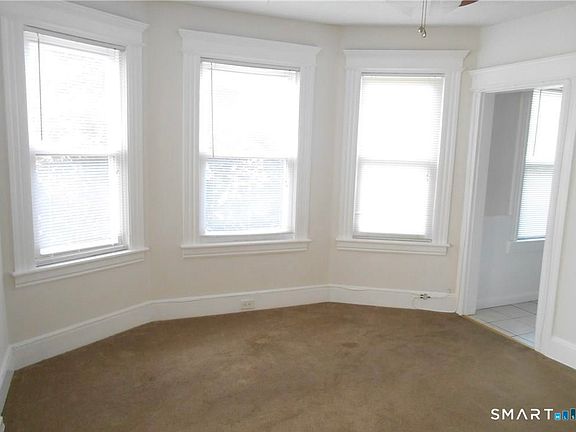 3rd image of 166 Booth St