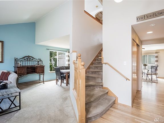 3rd image of 353 Lyons Ave NE