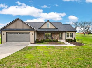 822 Rouse Rd, Morristown, TN 37813