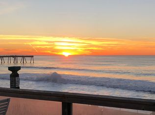 1 Carmel Ave APT 2, Pacifica, CA 94044