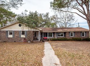 1240 Oakcrest Dr, Charleston, SC 29412