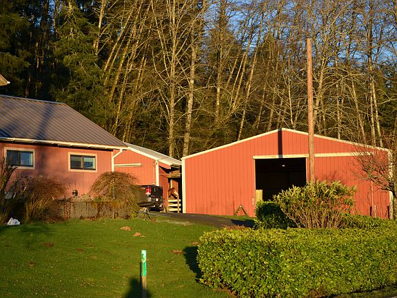 Riding Arena or possible boat storage