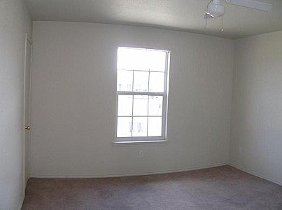 4th image of 3603 Malibu Ln APT D