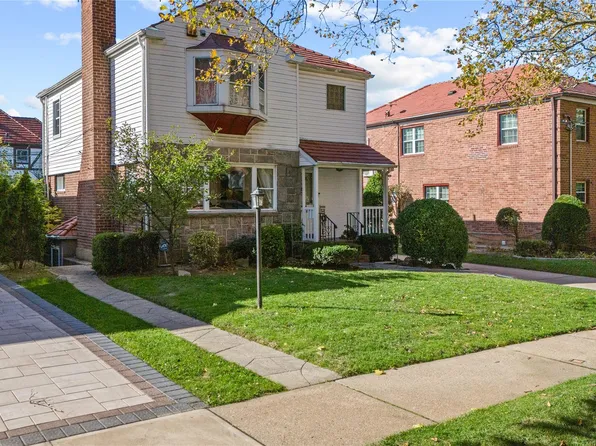 8210 215th Street, Hollis Hills, NY 11427