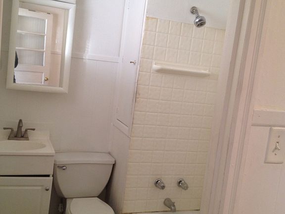 2nd image of 4023 California Ave