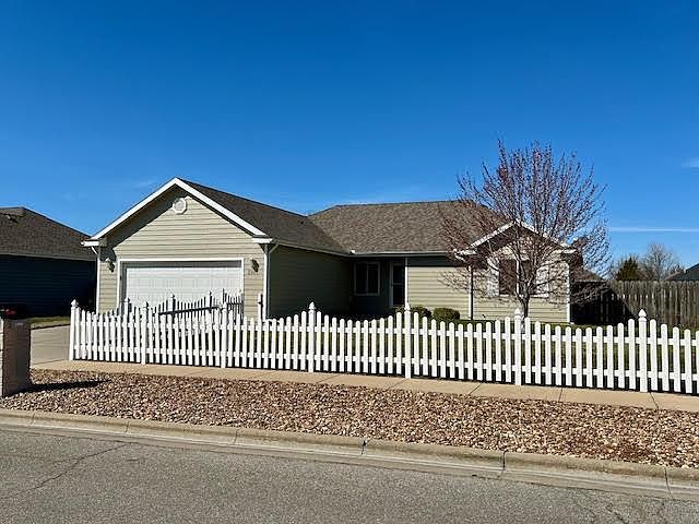 1st image of 2989 Jack Cir