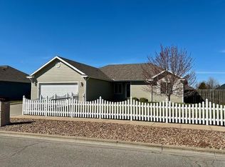2989 Jack Cir, Salina, KS 67401