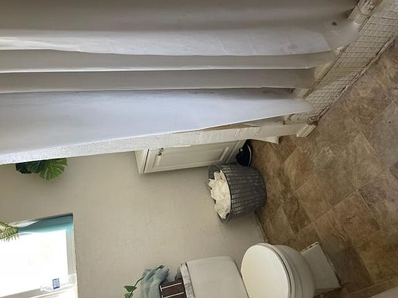 4th image of 1810 E Houston Avenue E #1-4