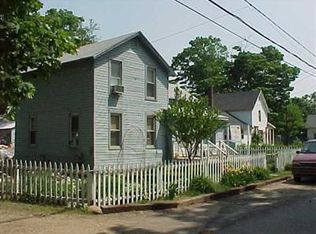306 W Shepard St, Hartford, MI 49057