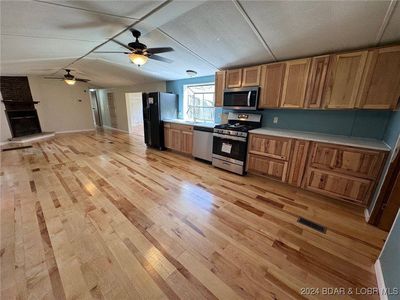 26736 Cherokee Dr, Rocky Mount, MO, 65072