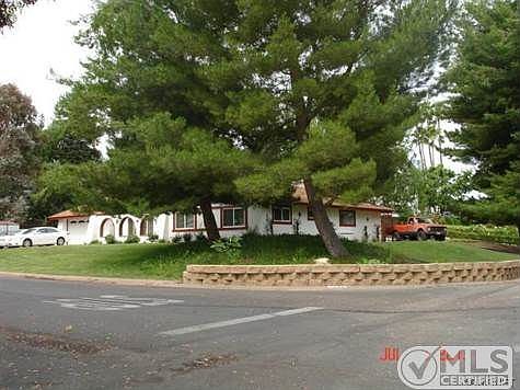3rd image of 1592 El Dorado Dr