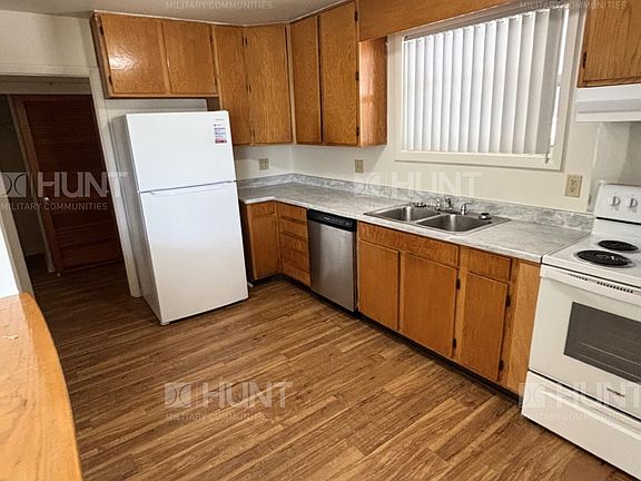 4th image of 15 Bluebell Ln