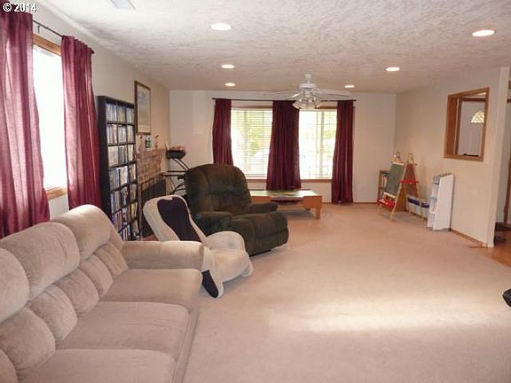 5th image of 6262 SE Goboes Ct