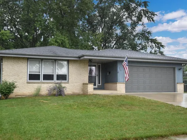740 13th AVENUE, Union Grove, WI 53182