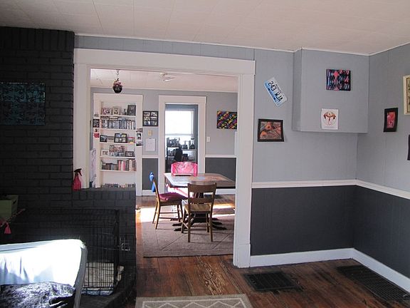 3rd image of 429 N Market St