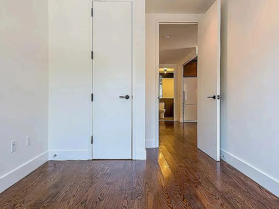 4th image of 159 Winthrop St #4A