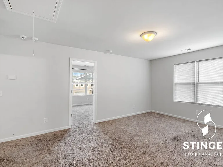 21 Chestnut St — Photo 17
