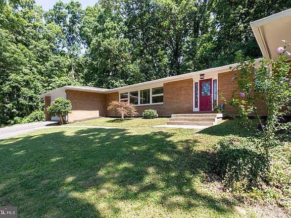 5th image of 5 Woodberry Ct